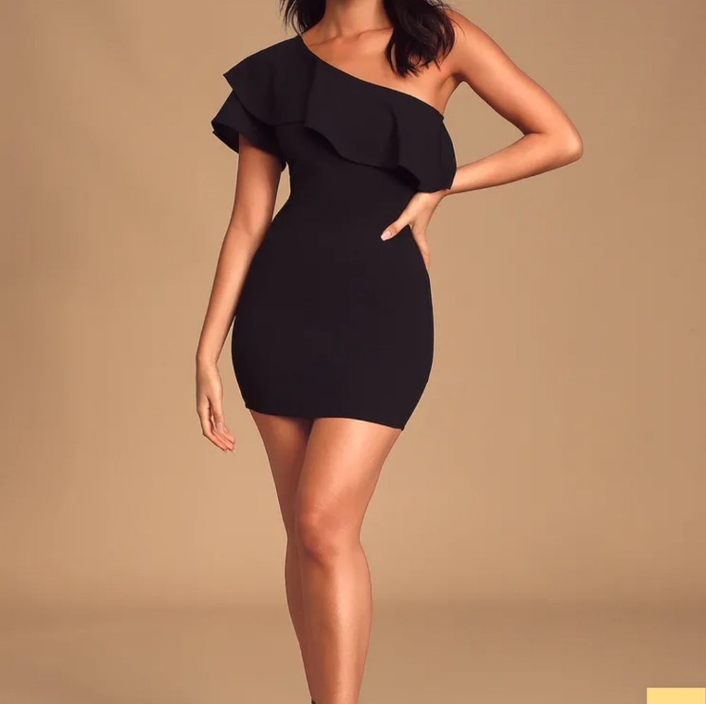 Lulu's Dreamy Night black one shoulder ruffle bodycon mini dress size M
